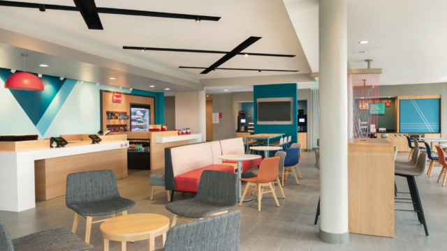Avid Hotel 3